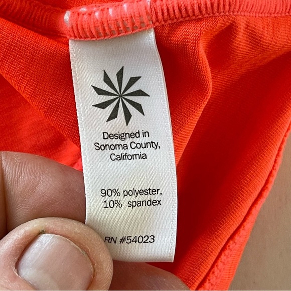 Athleta Pacifica UPF Tank 2 Women size Medium - Picture 9 of 11